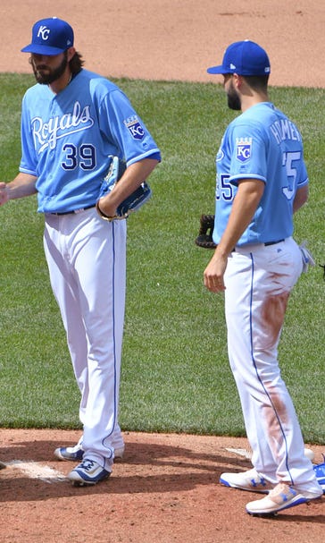 Hammel struggles as Royals lose 7-5 to Twins